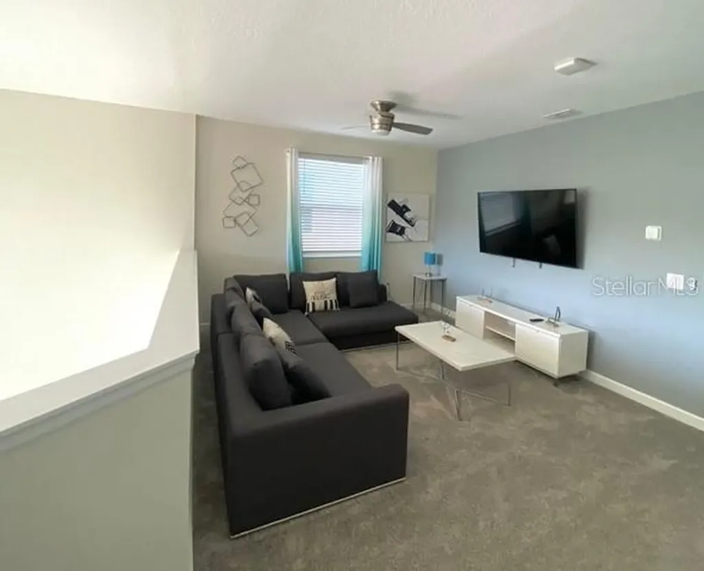 2813 Bookmark Drive Kissimmee FL 34746