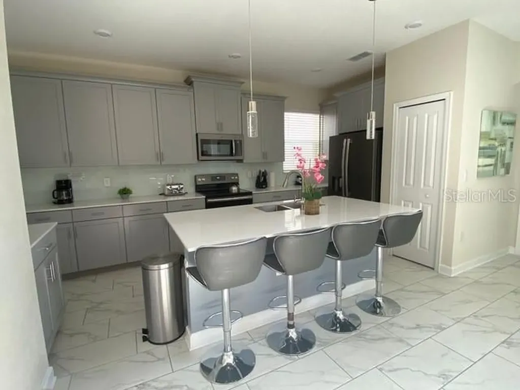 2813 Bookmark Drive Kissimmee FL 34746