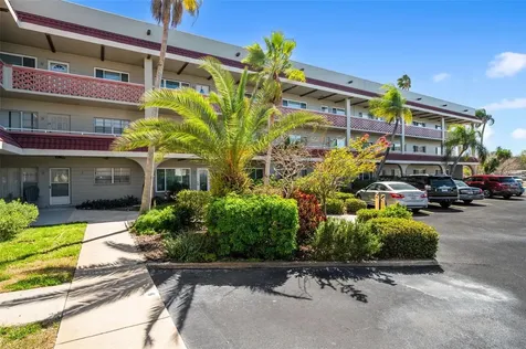 2073 Denmark Street Clearwater FL 33763