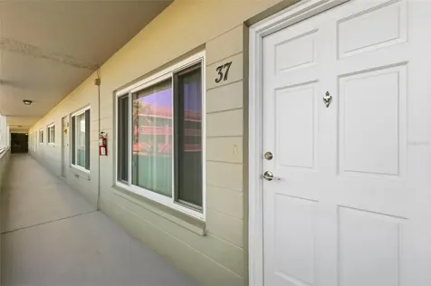 2073 Denmark Street Clearwater FL 33763