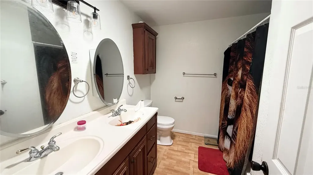 531 Arneson Avenue Auburndale FL 33823