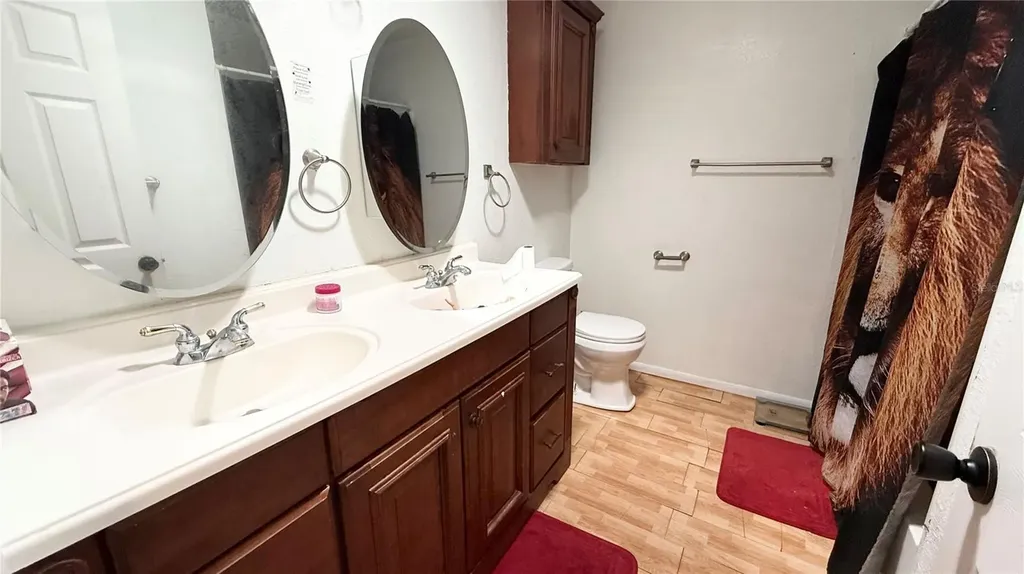 531 Arneson Avenue Auburndale FL 33823