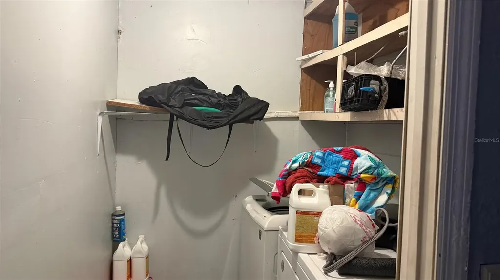 531 Arneson Avenue Auburndale FL 33823