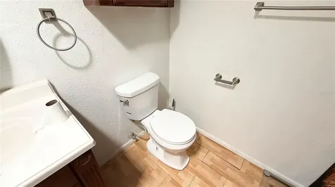 531 Arneson Avenue Auburndale FL 33823