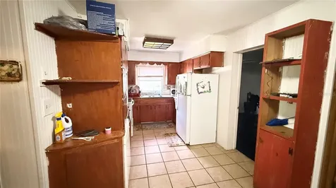531 Arneson Avenue Auburndale FL 33823