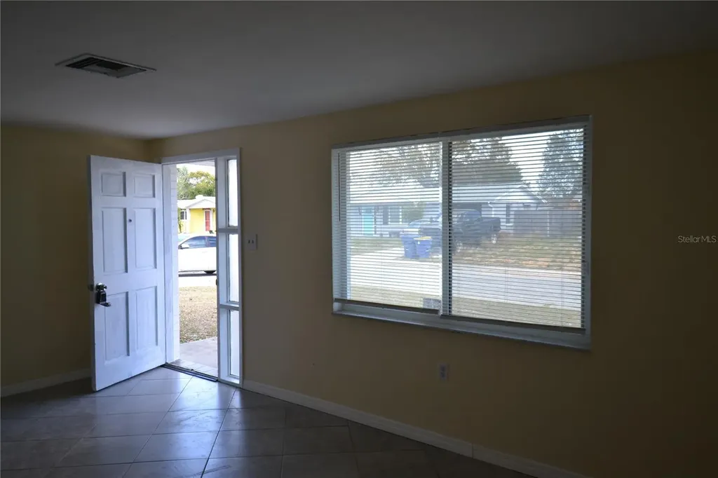 1351 Whitehall Lane Holiday FL 34691