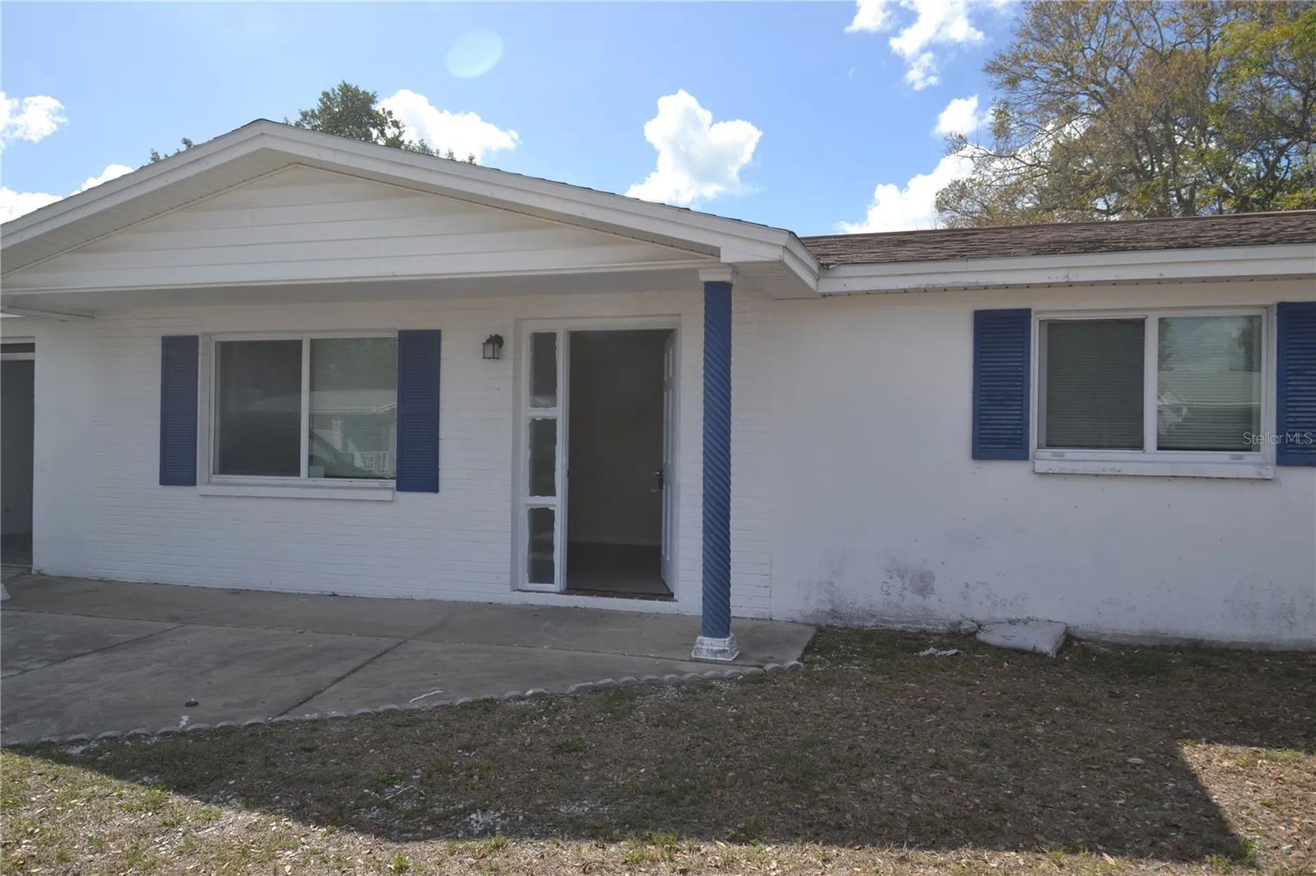 1351 Whitehall Lane Holiday FL 34691