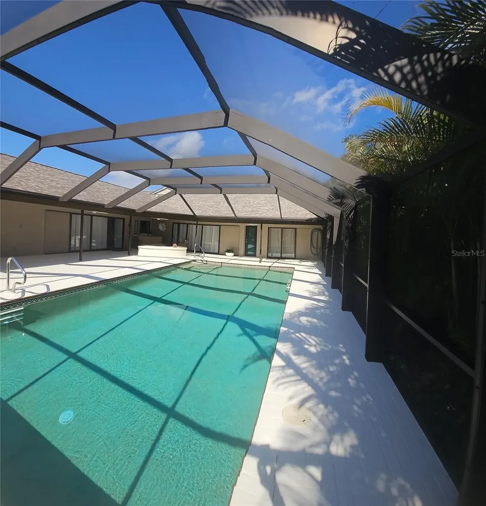 142 Torrey Pines Point Naples FL 34113