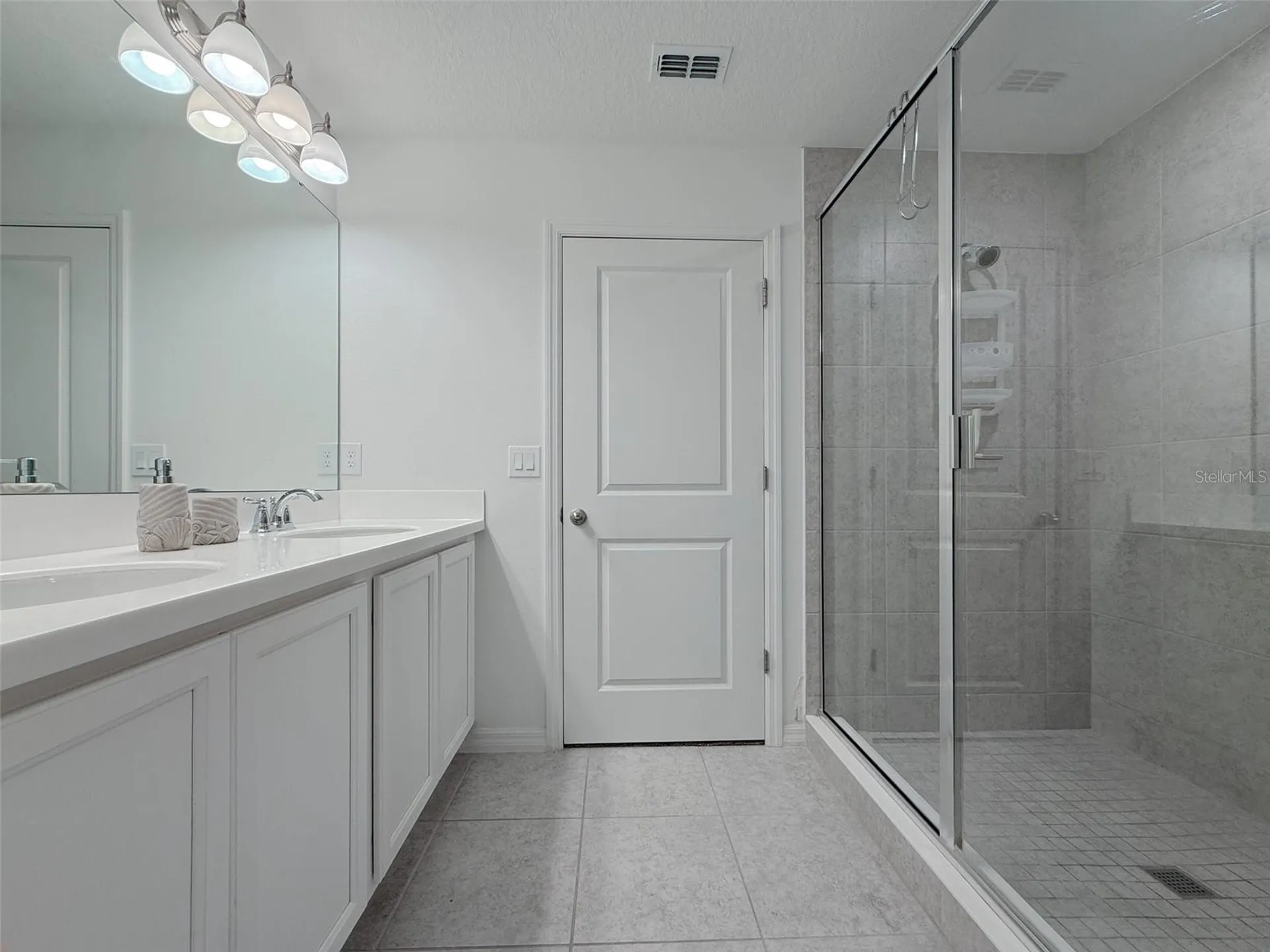 1513 Discovery Street Davenport FL 33896