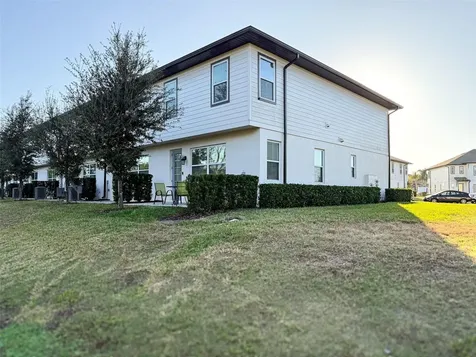 1513 Discovery Street Davenport FL 33896