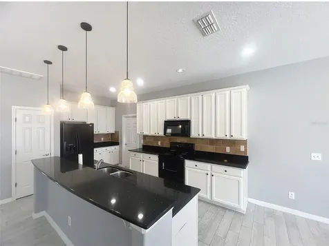 1476 Lexington Avenue Davenport FL 33837