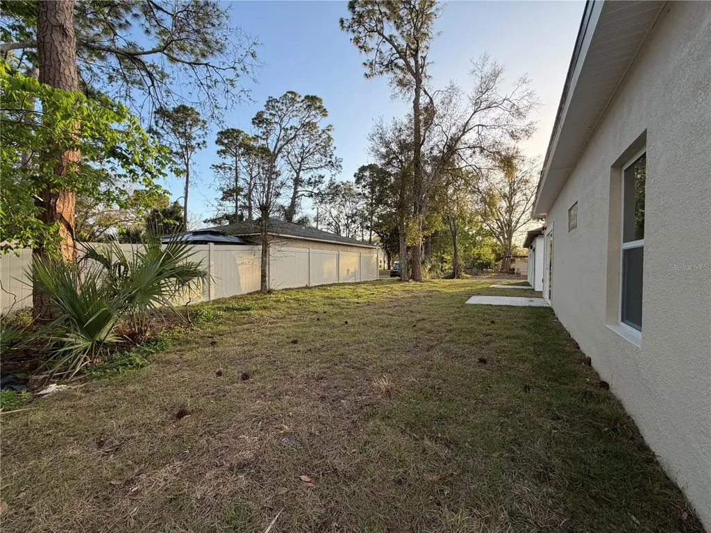 1617 Illinois Street Daytona Beach FL 32114