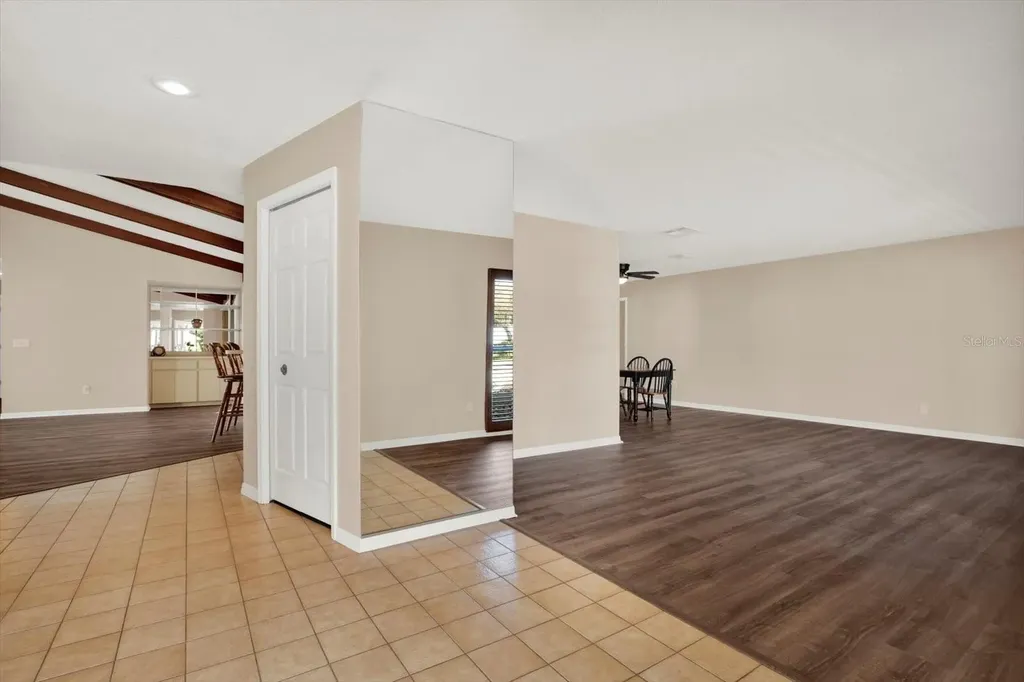 401 Running Horse Road Seffner FL 33584