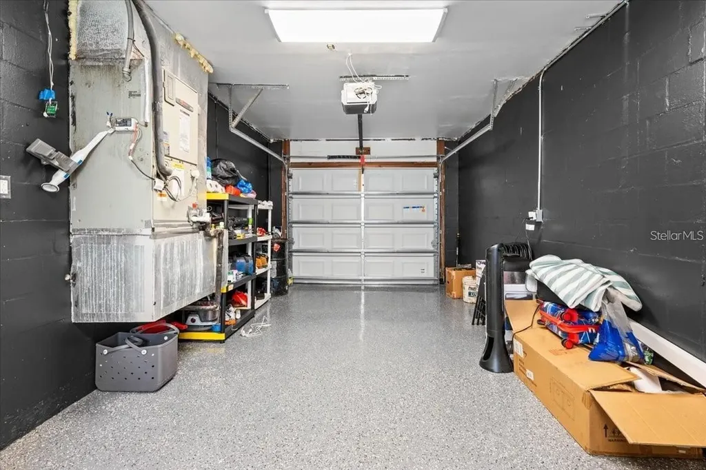 6083 50th Avenue N Kenneth City FL 33709