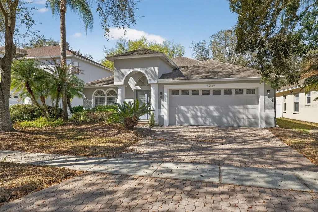 5209 Abbey Park Avenue Tampa FL 33647