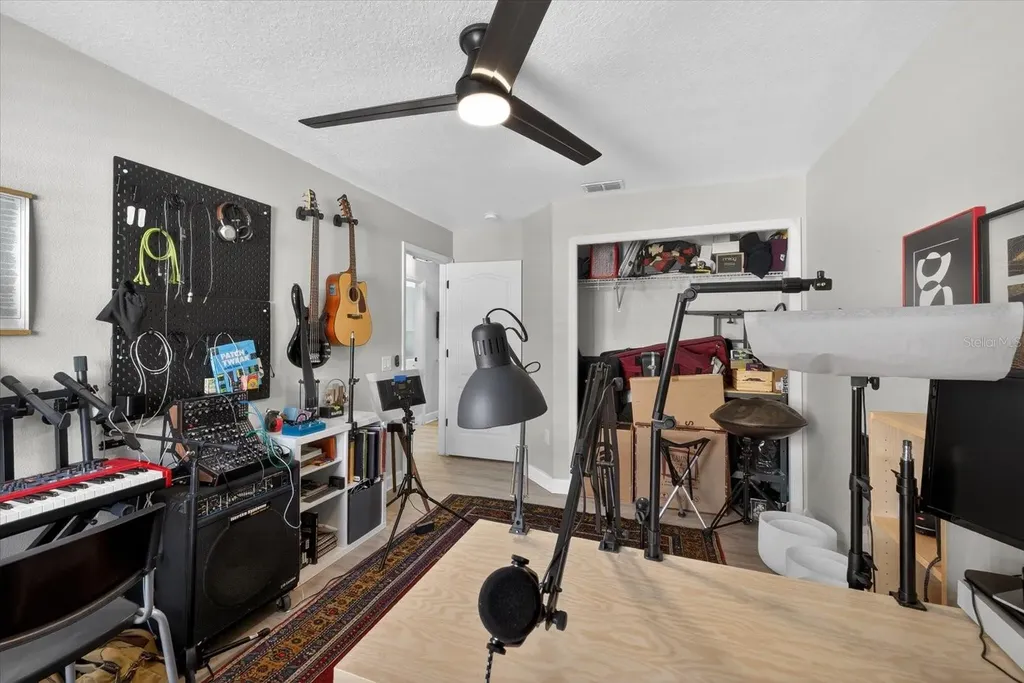 5209 Abbey Park Avenue Tampa FL 33647