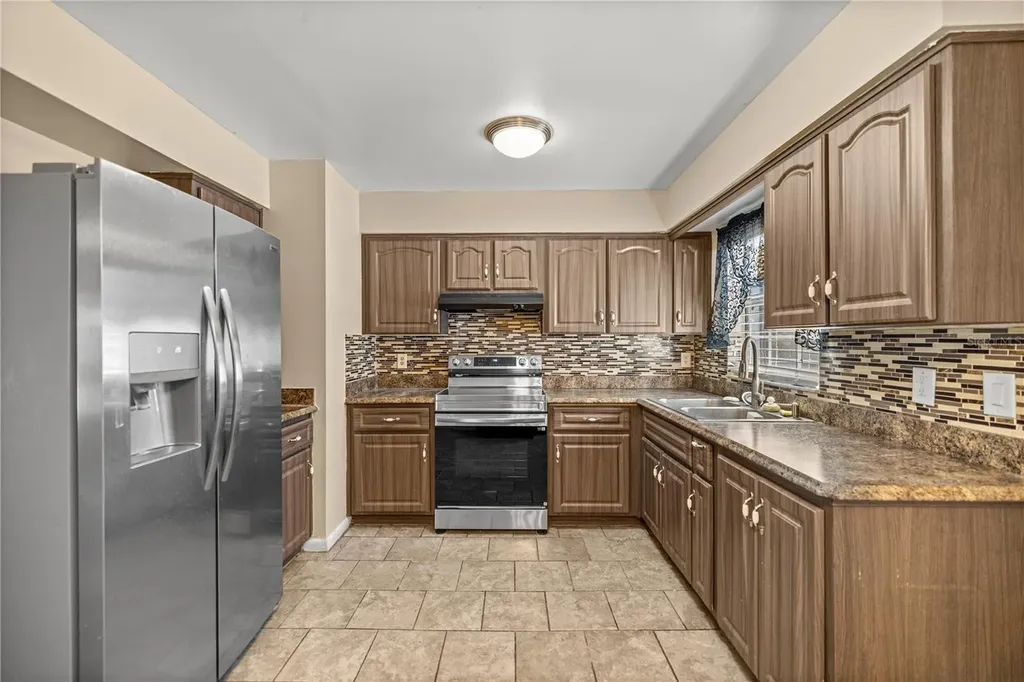 2400 NE 37th Street Ocala FL 34479