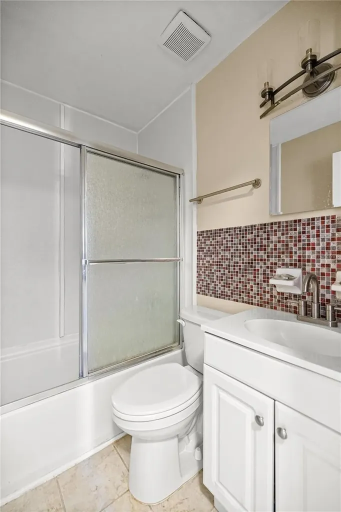 2400 NE 37th Street Ocala FL 34479