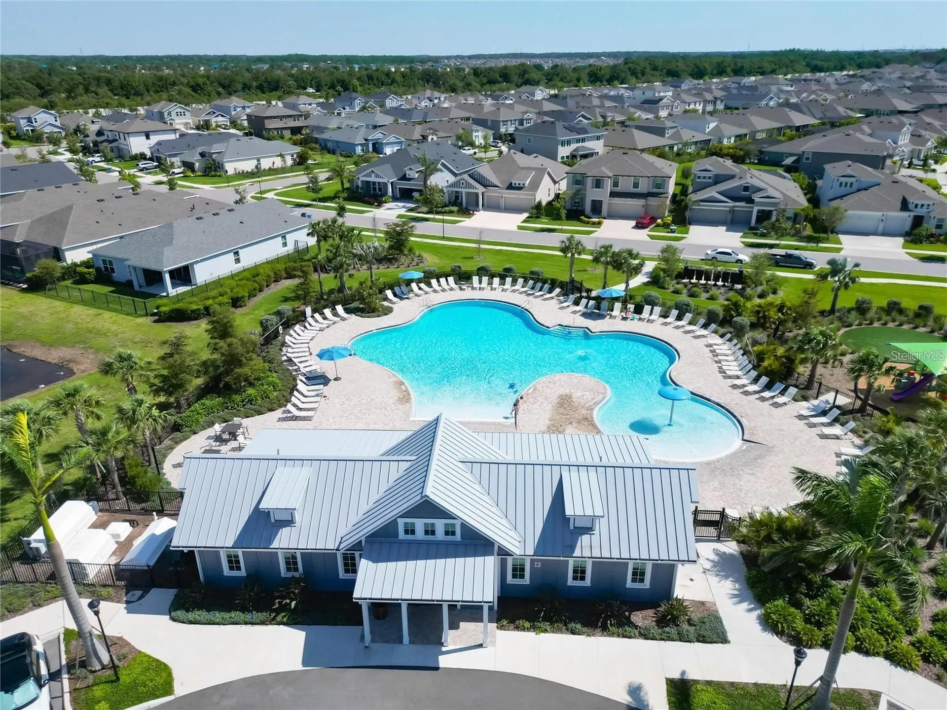 6909 Crestpoint Drive Apollo Beach FL 33572