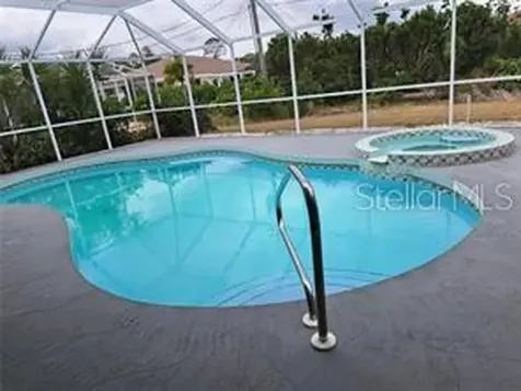 26 Clintwood Avenue Englewood FL 34223