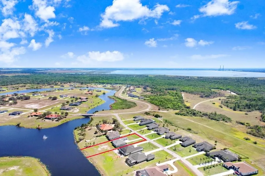 5211 Lake Venice Drive Wimauma FL 33598