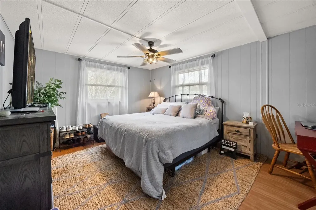 2129 Oak Grove Drive Zellwood FL 32798