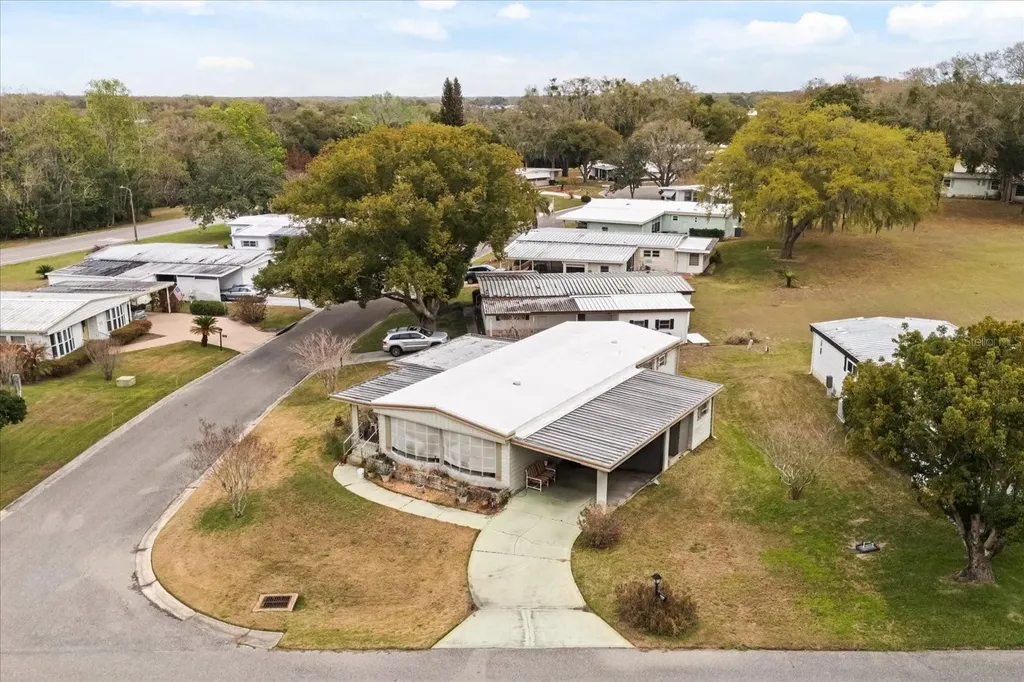 2129 Oak Grove Drive Zellwood FL 32798