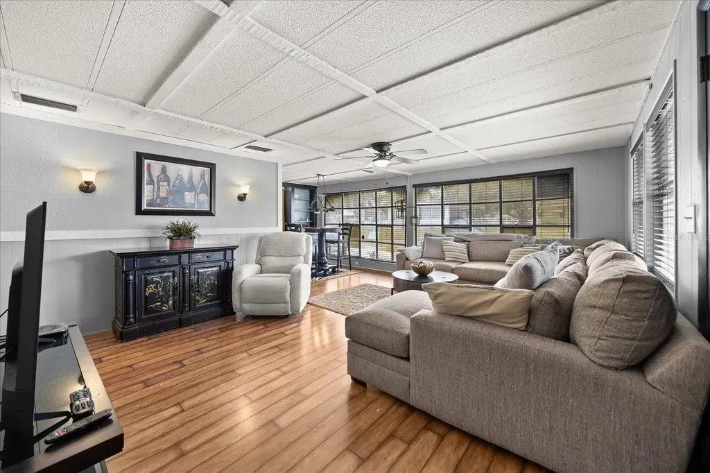2129 Oak Grove Drive Zellwood FL 32798