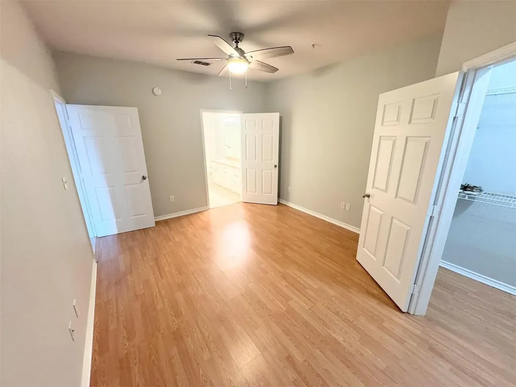 4305 Bayside Village Drive Tampa FL 33615