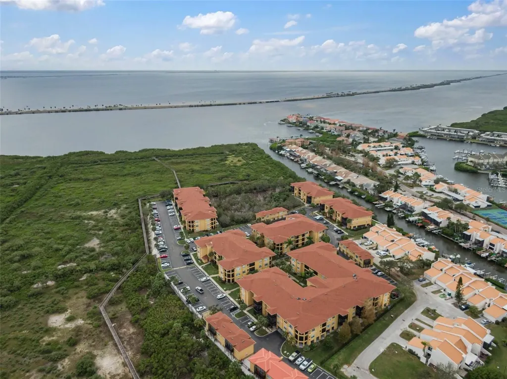 4305 Bayside Village Drive Tampa FL 33615
