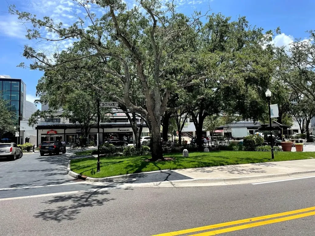 4305 Bayside Village Drive Tampa FL 33615