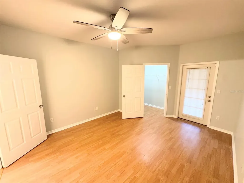 4305 Bayside Village Drive Tampa FL 33615