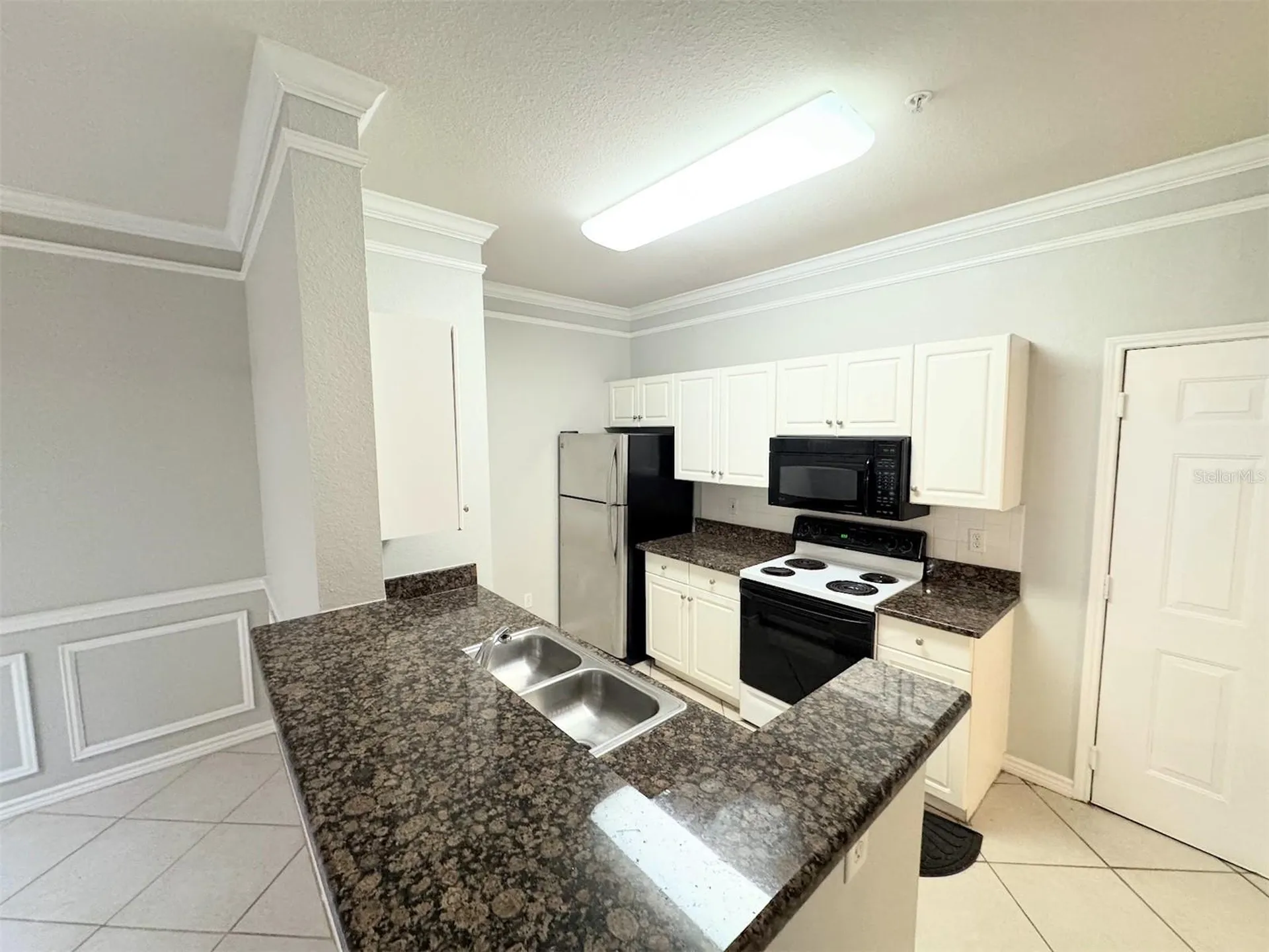 4305 Bayside Village Drive Tampa FL 33615