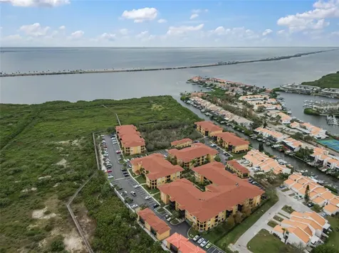 4305 Bayside Village Drive Tampa FL 33615