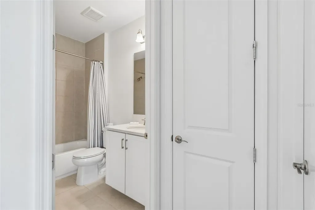 3416 Acacia Bay Avenue Wesley Chapel FL 33543