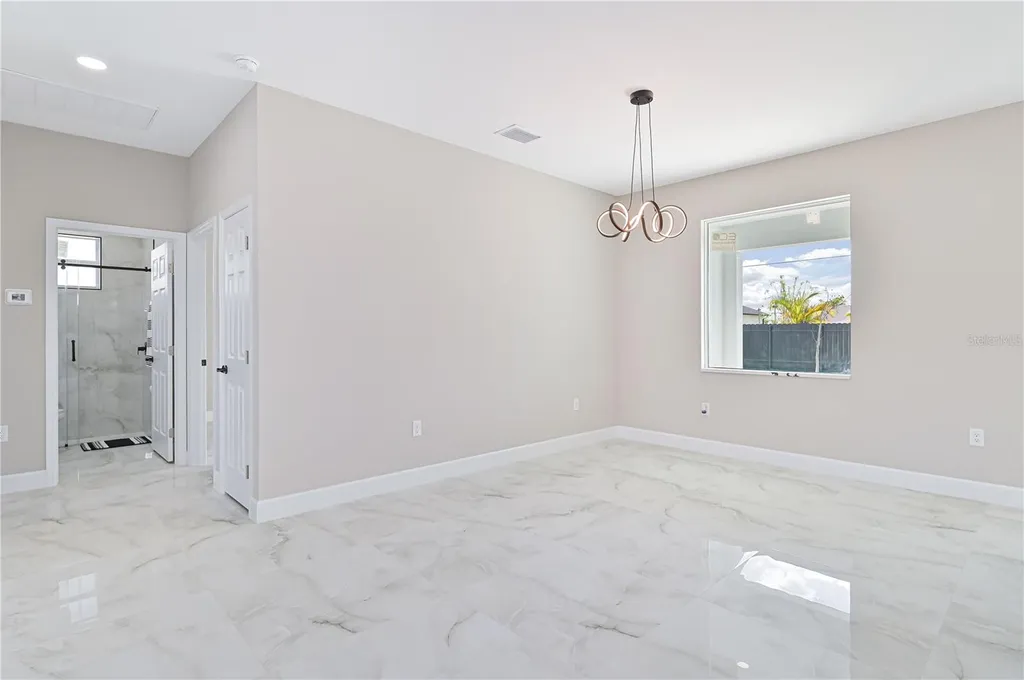 1326 NE 7th Place Cape Coral FL 33909