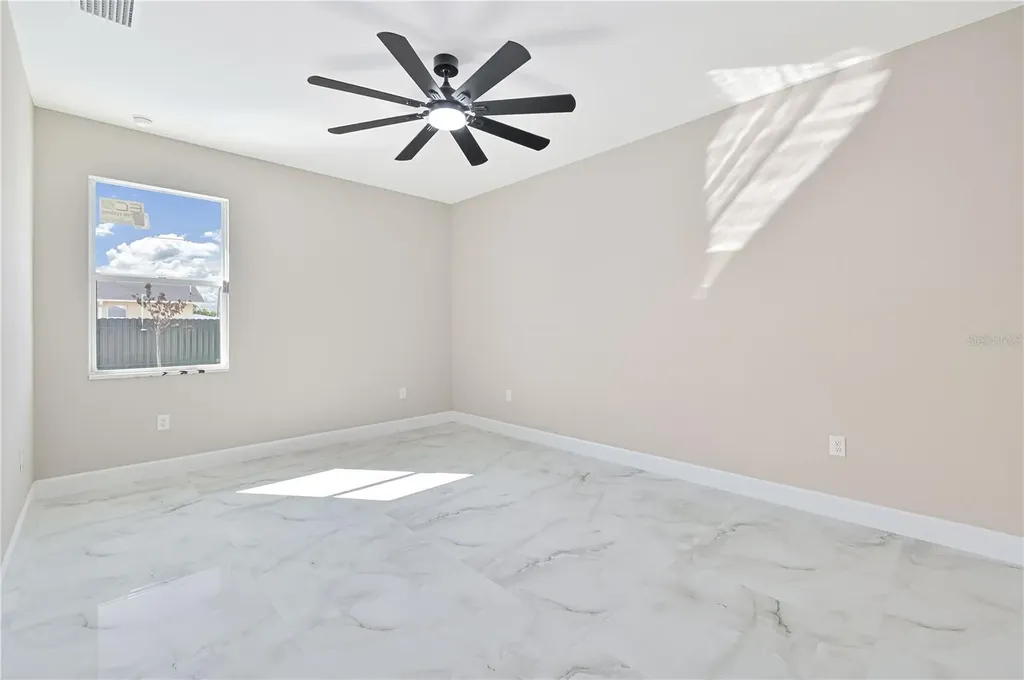 1326 NE 7th Place Cape Coral FL 33909