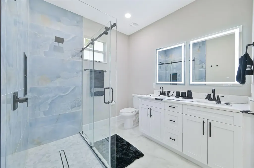 1326 NE 7th Place Cape Coral FL 33909