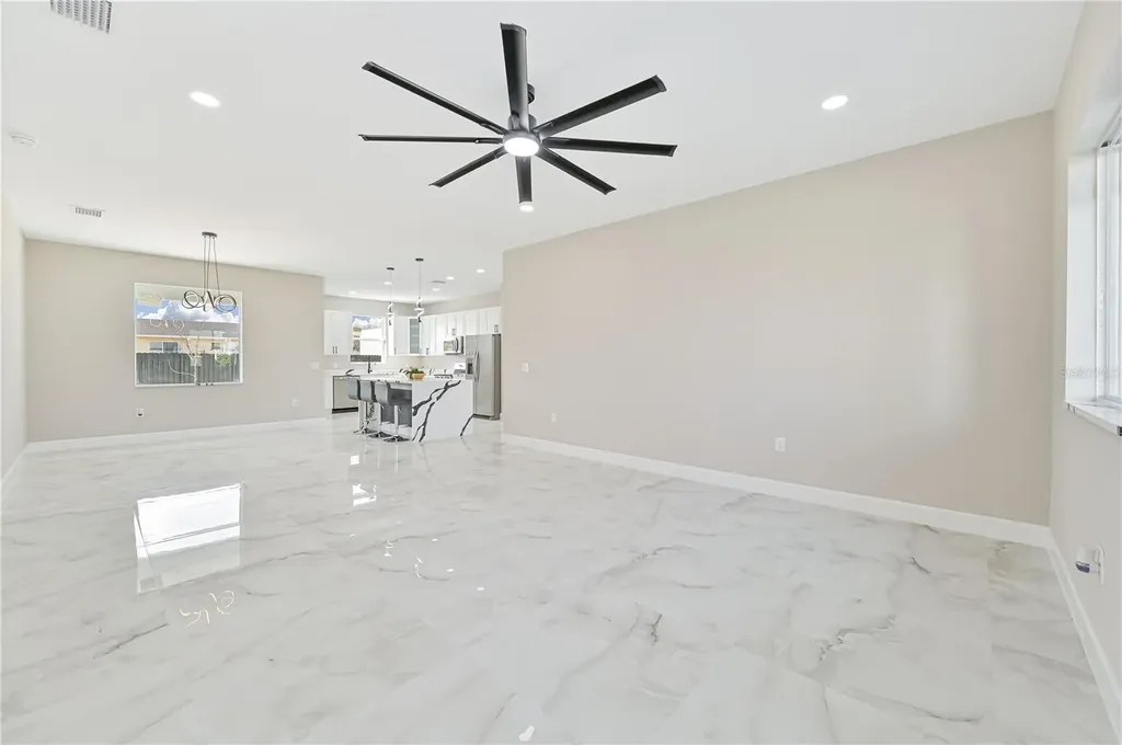 1326 NE 7th Place Cape Coral FL 33909