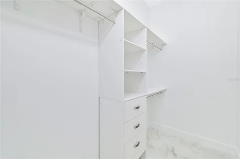 1326 NE 7th Place Cape Coral FL 33909