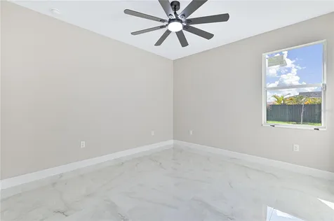 1326 NE 7th Place Cape Coral FL 33909