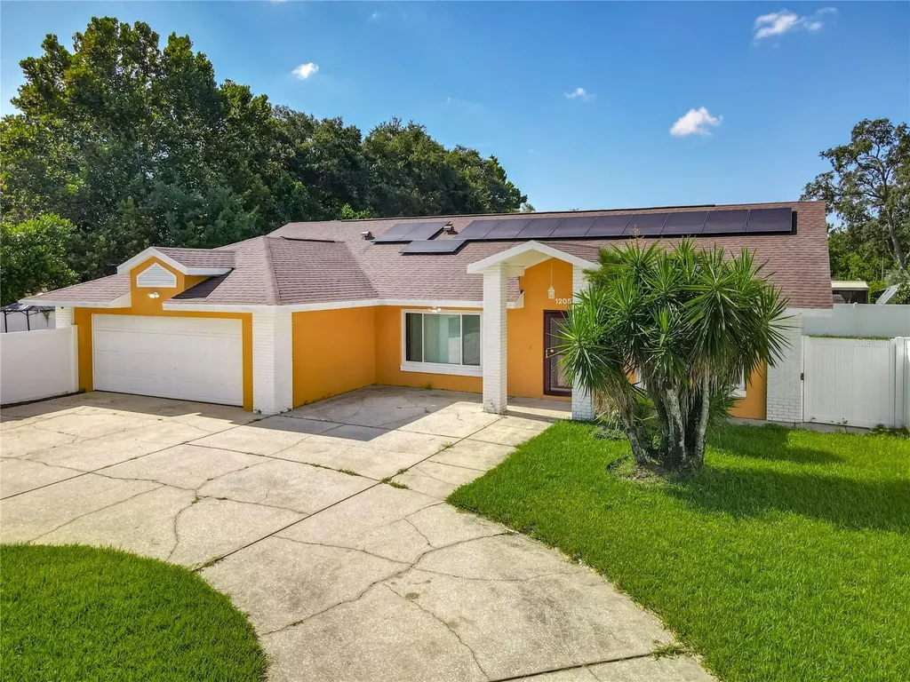 1205 Forest Circle Altamonte Springs FL 32714