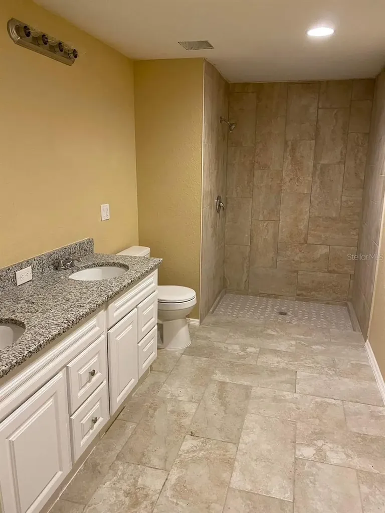 4341 NW 154th Street Reddick FL 32686