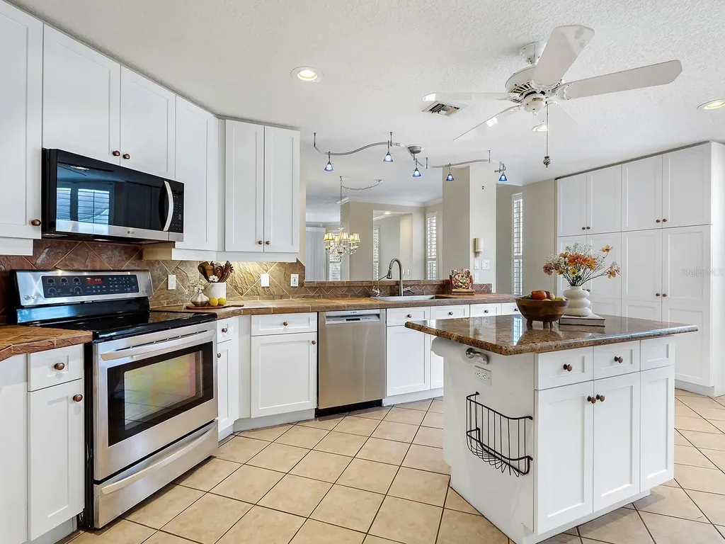 5420 Eagles Point Circle Sarasota FL 34231