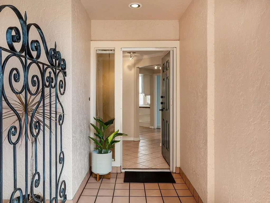 5420 Eagles Point Circle Sarasota FL 34231