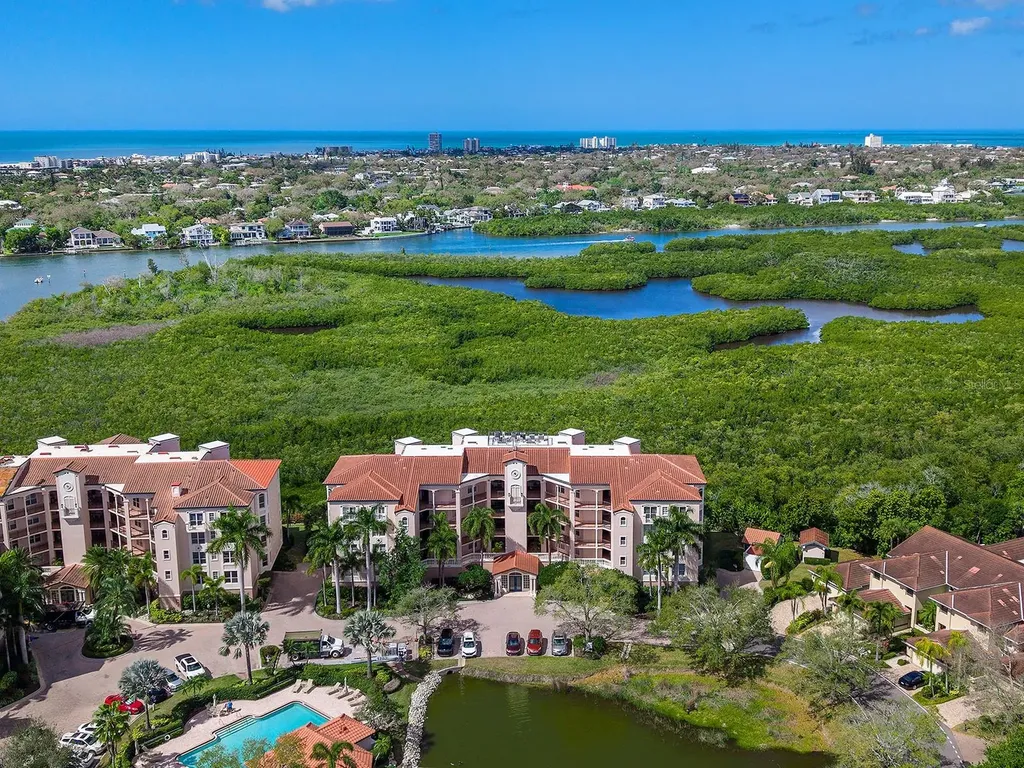 5420 Eagles Point Circle Sarasota FL 34231