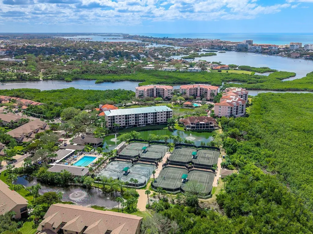 5420 Eagles Point Circle Sarasota FL 34231
