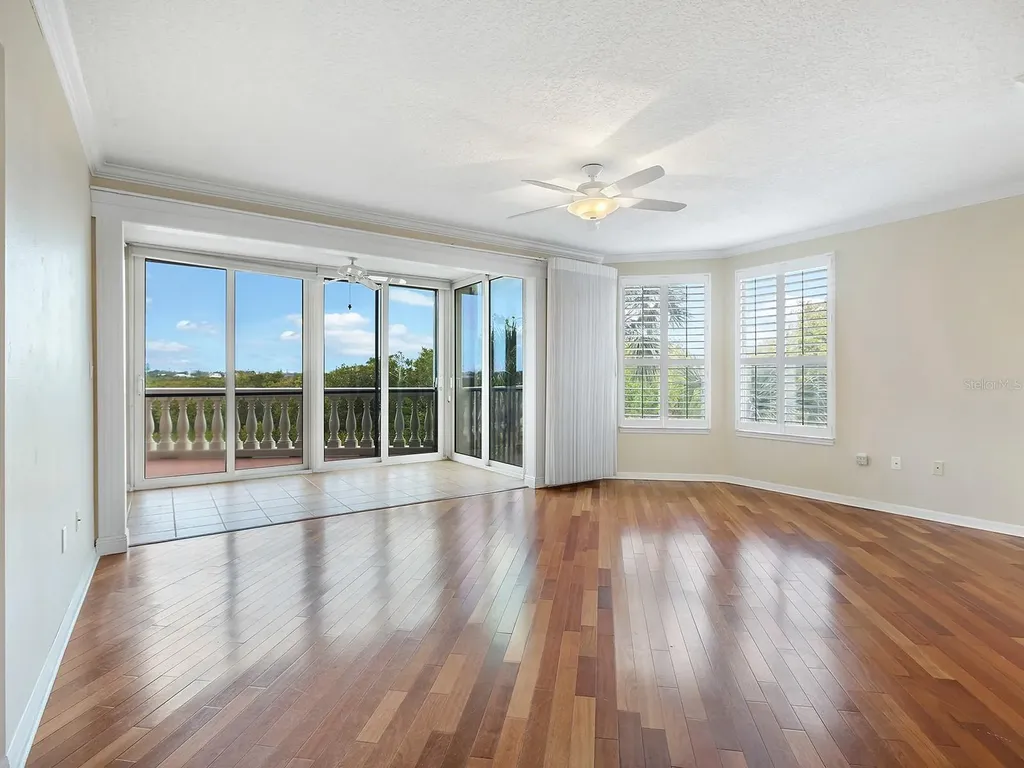 5420 Eagles Point Circle Sarasota FL 34231