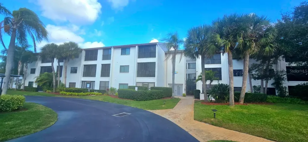 1001 Tartan Drive Palm Harbor FL 34684