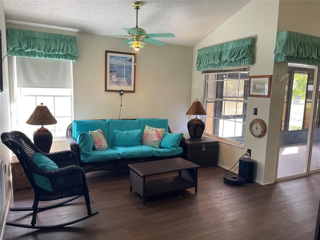 4008 37th Street Court W Bradenton FL 34205